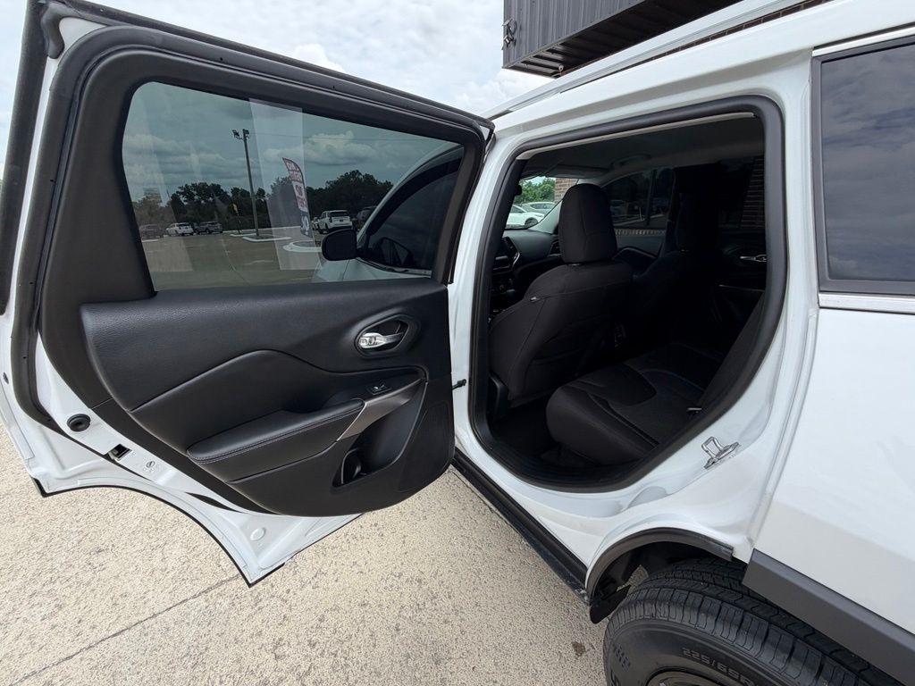 Jeep Cherokee  2019