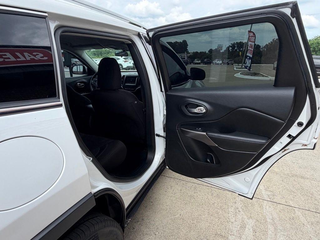 Jeep Cherokee  2019