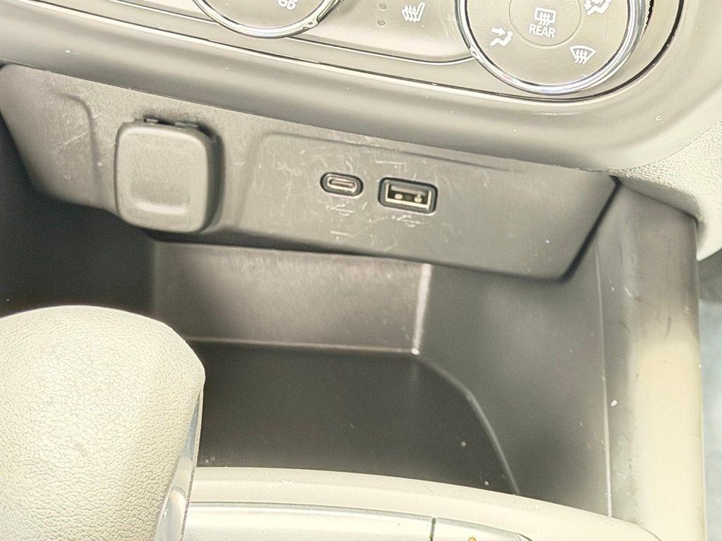 Chevrolet Trax  2024