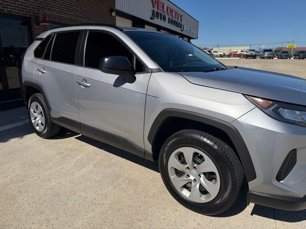 Toyota RAV4  2021