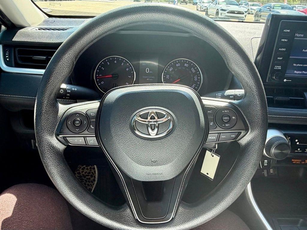 Toyota RAV4  2021