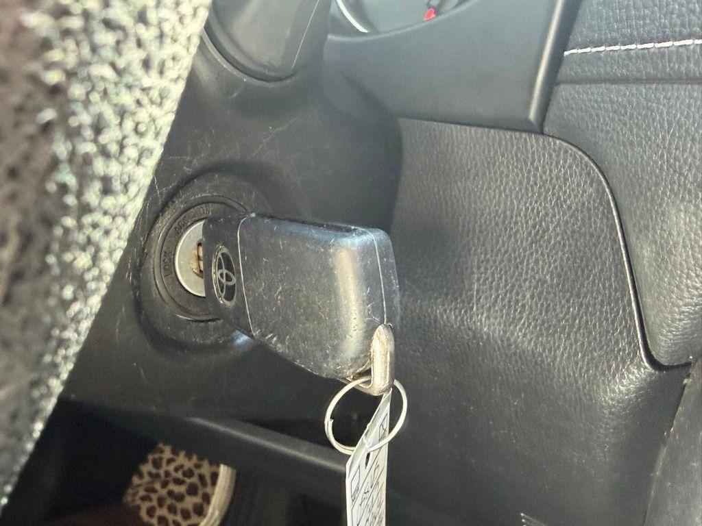 Toyota RAV4  2021