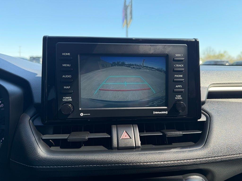 Toyota RAV4  2021