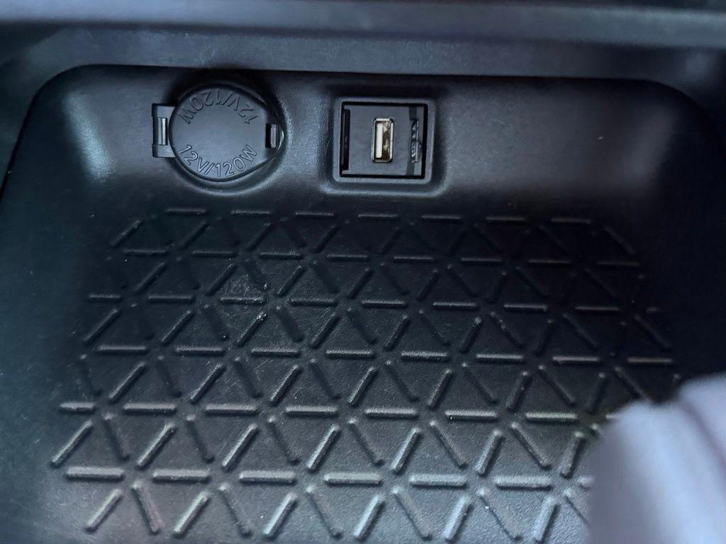 Toyota RAV4  2021