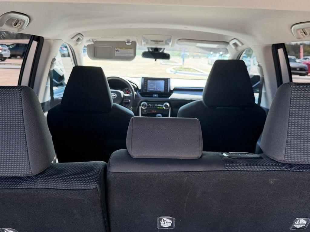 Toyota RAV4  2021
