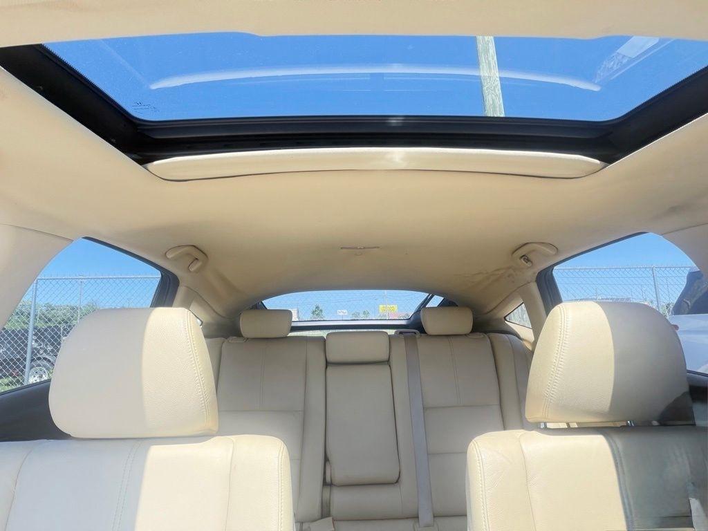 Honda Accord Crosstour  2010