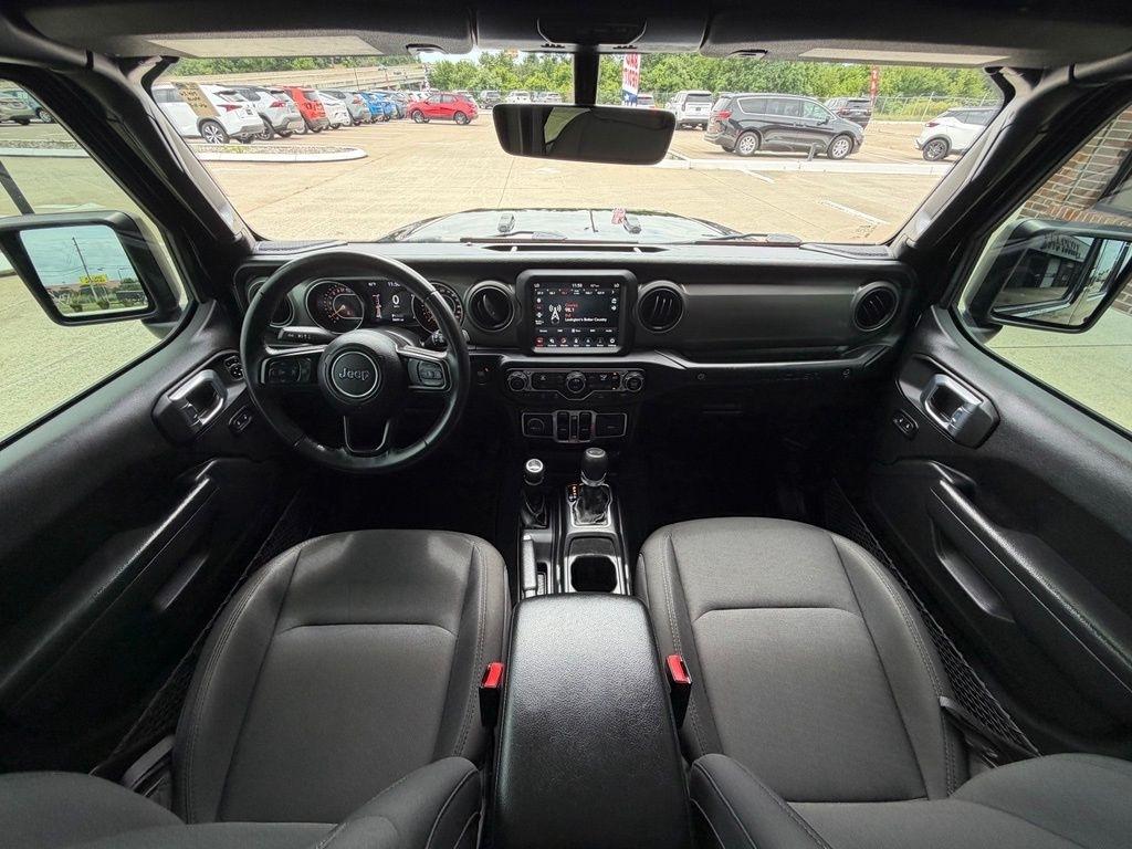 Jeep Wrangler  2022