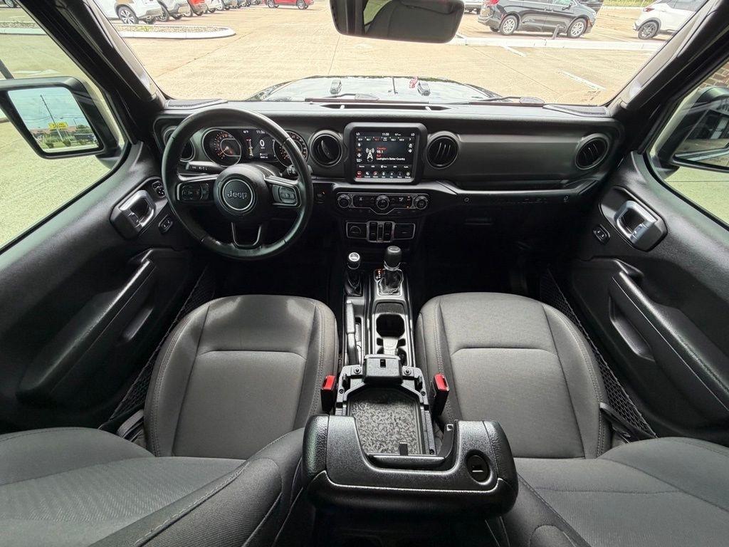 Jeep Wrangler  2022