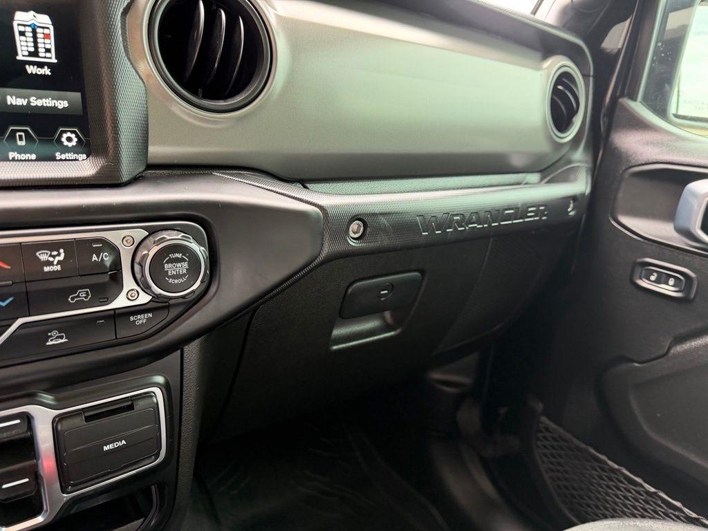 Jeep Wrangler  2022