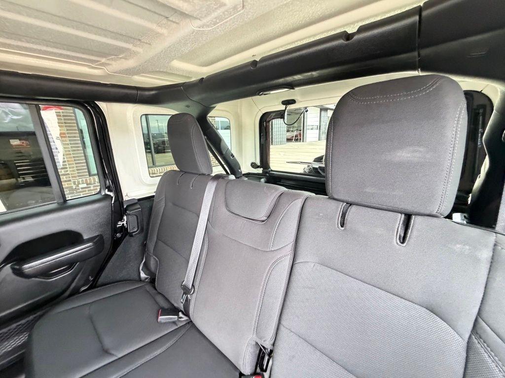 Jeep Wrangler  2022