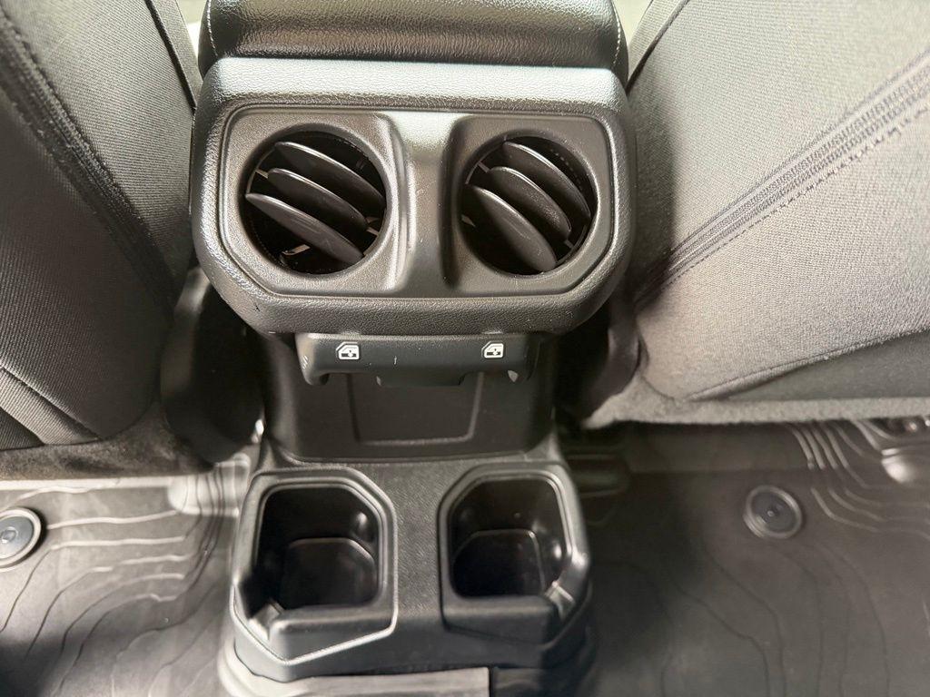 Jeep Wrangler  2022