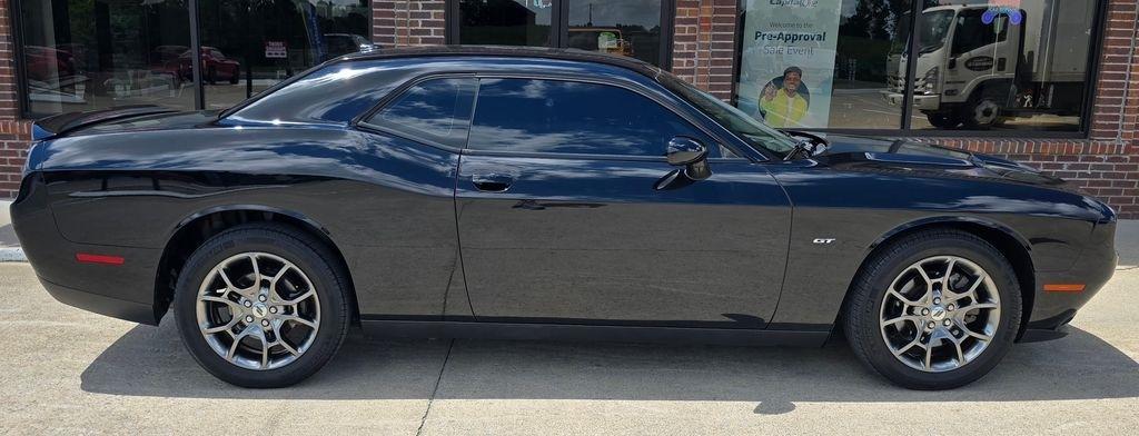 Dodge Challenger  2017