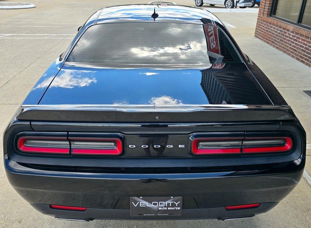 Dodge Challenger  2017