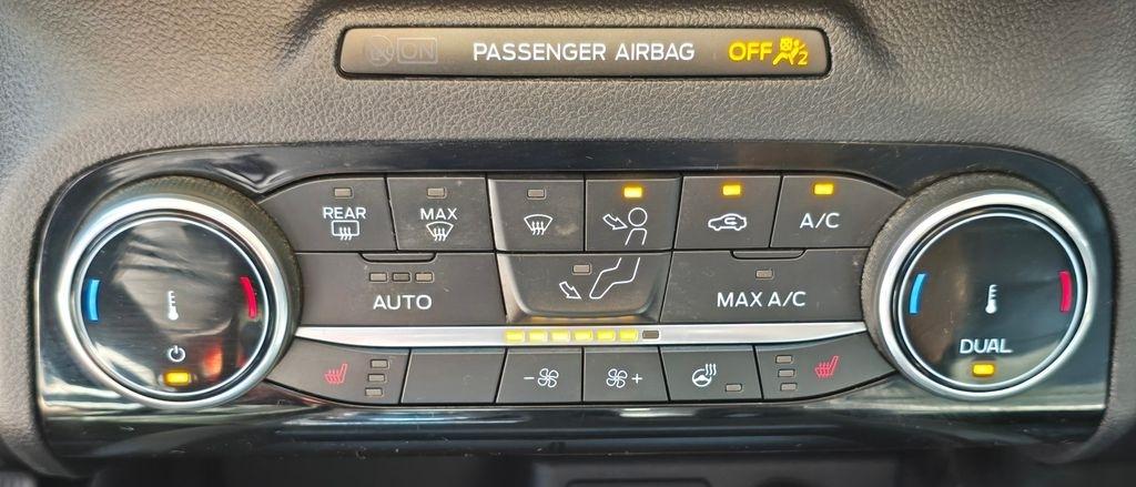 Ford Escape Plug-in Hybrid  2022