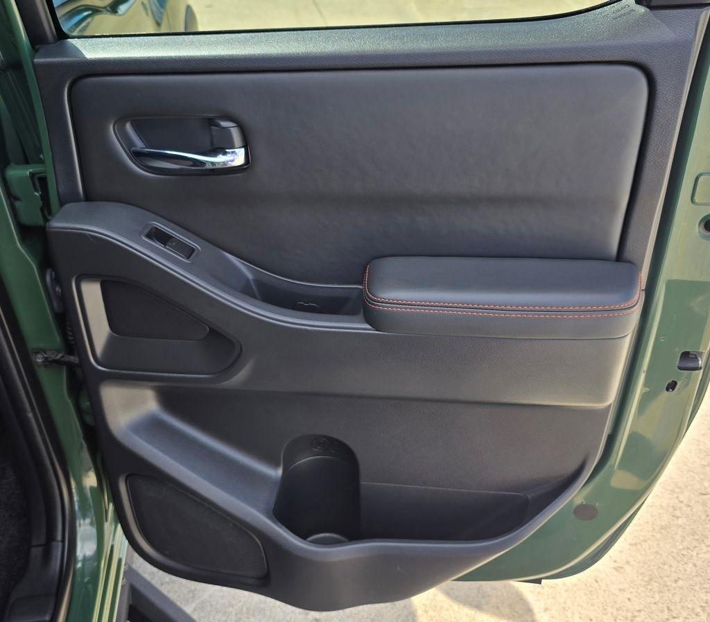 Nissan Frontier  2023