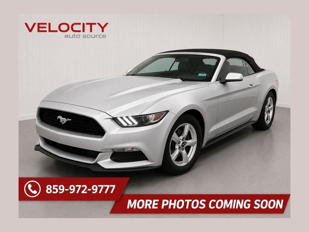 2016 Ford Mustang V6 Convertible's photo