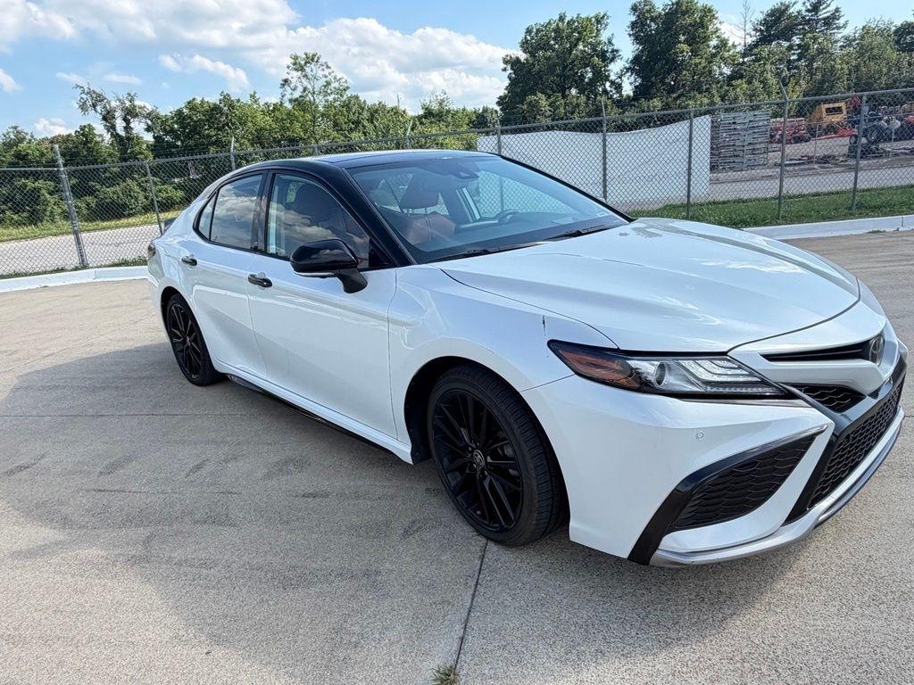 Toyota Camry  2022