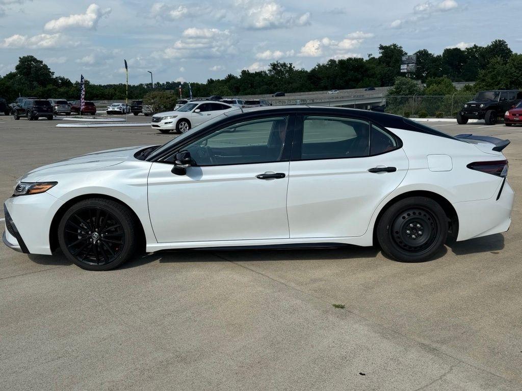 Toyota Camry  2022