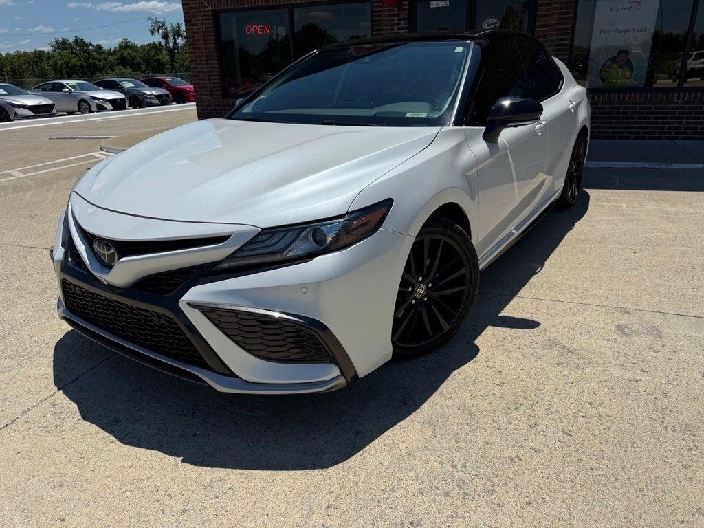 Toyota Camry  2022