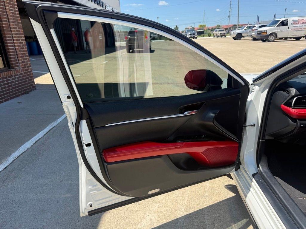 Toyota Camry  2022