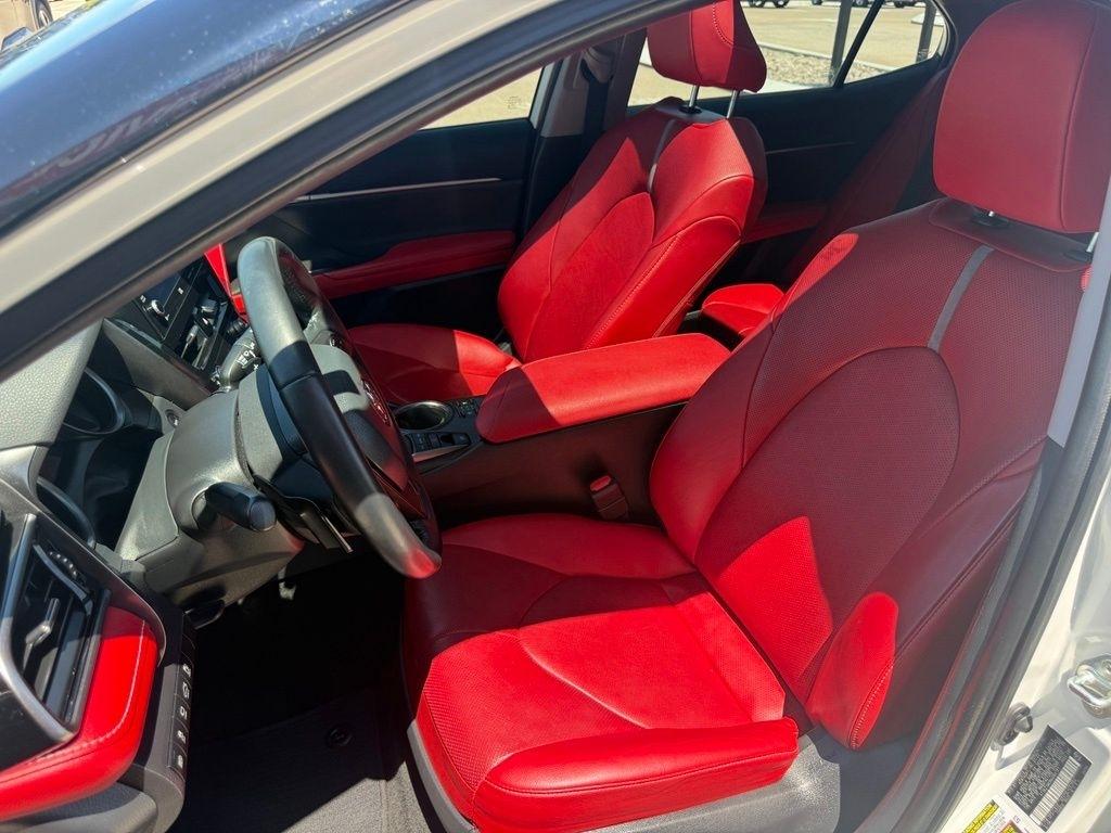 Toyota Camry  2022