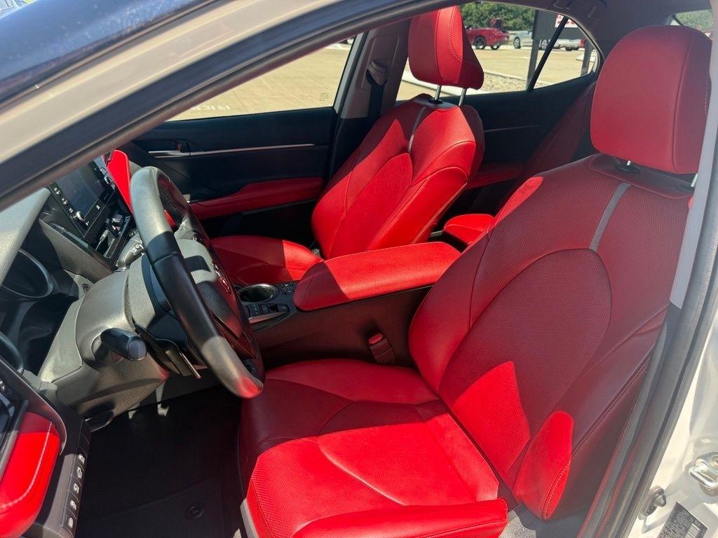 Toyota Camry  2022