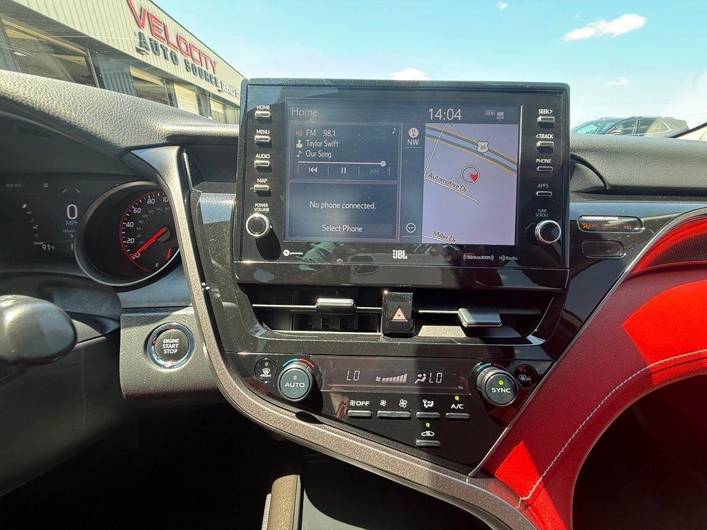 Toyota Camry  2022