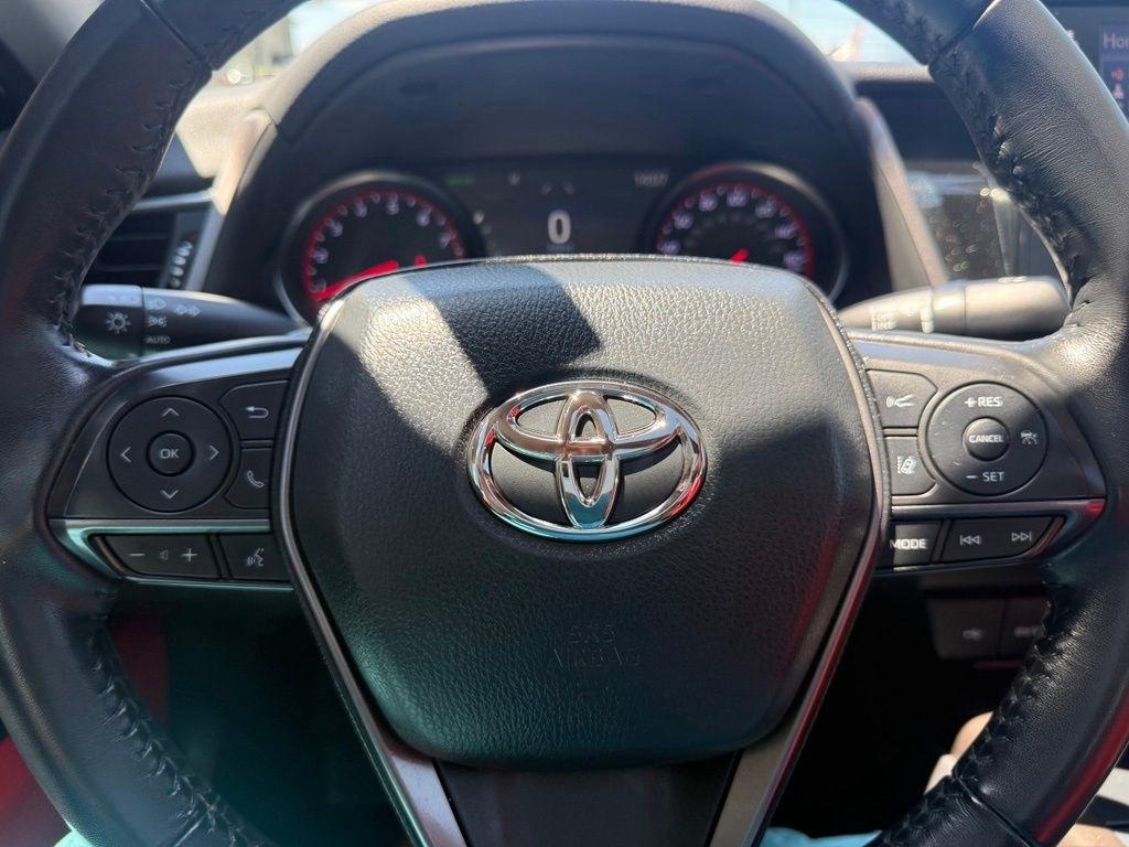 Toyota Camry  2022