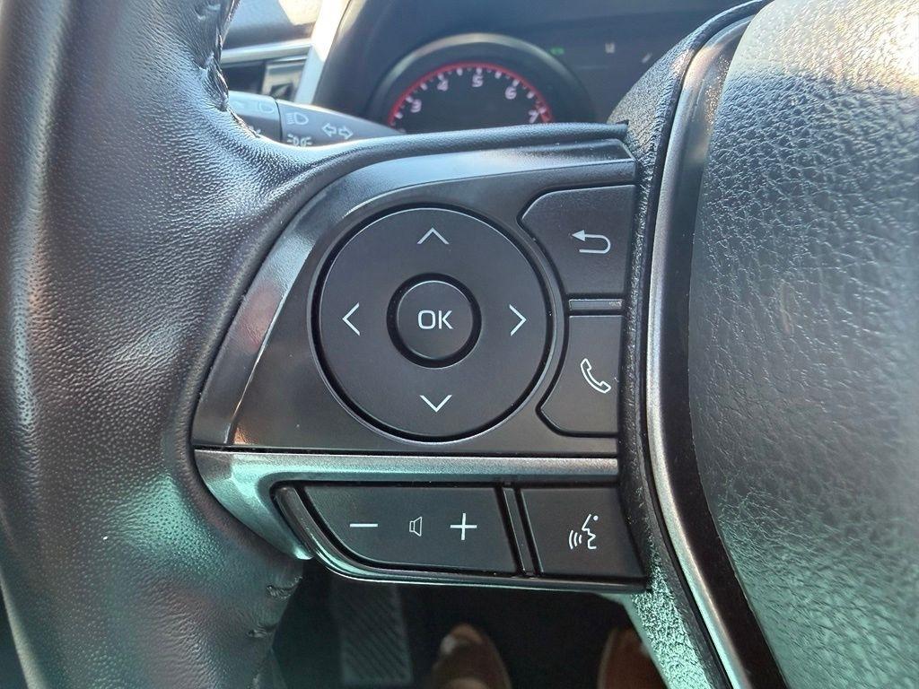 Toyota Camry  2022