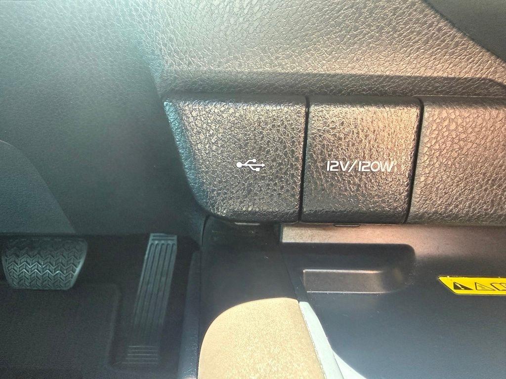 Toyota Camry  2022