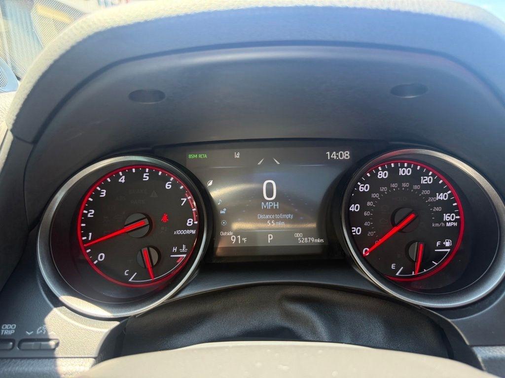 Toyota Camry  2022