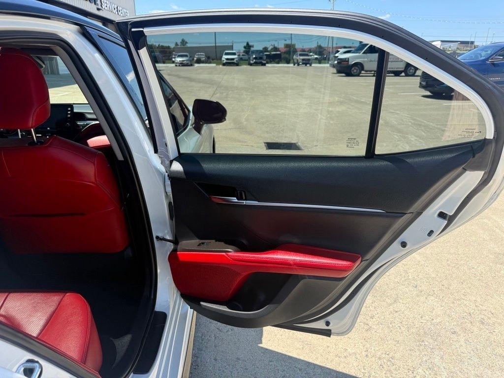 Toyota Camry  2022