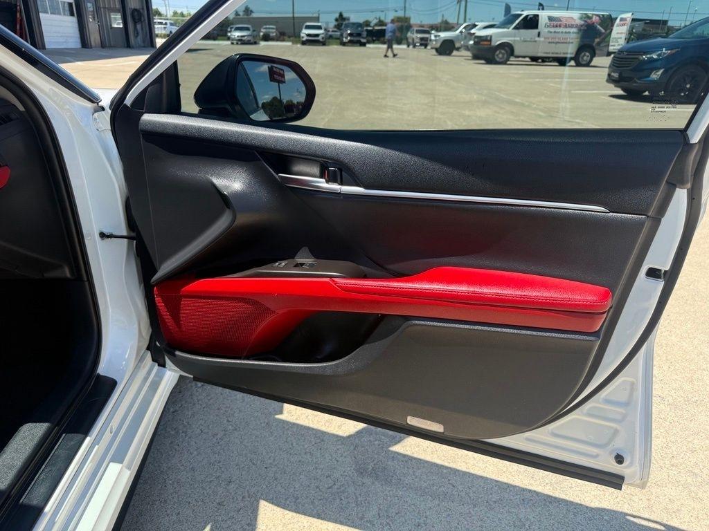 Toyota Camry  2022