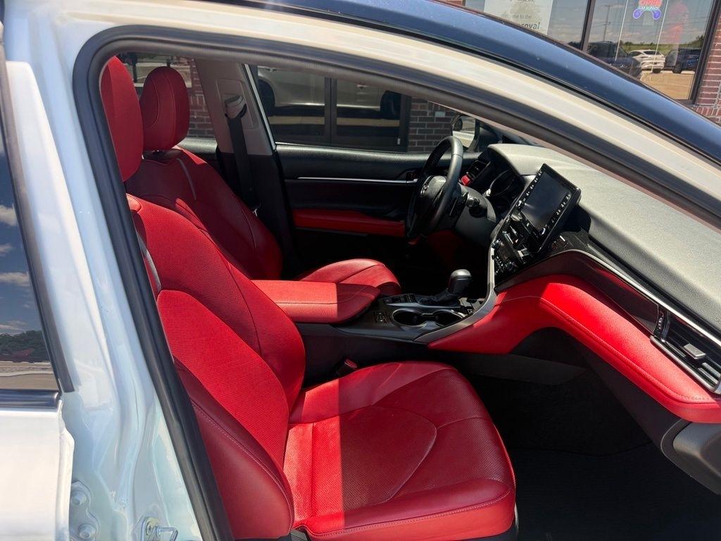 Toyota Camry  2022