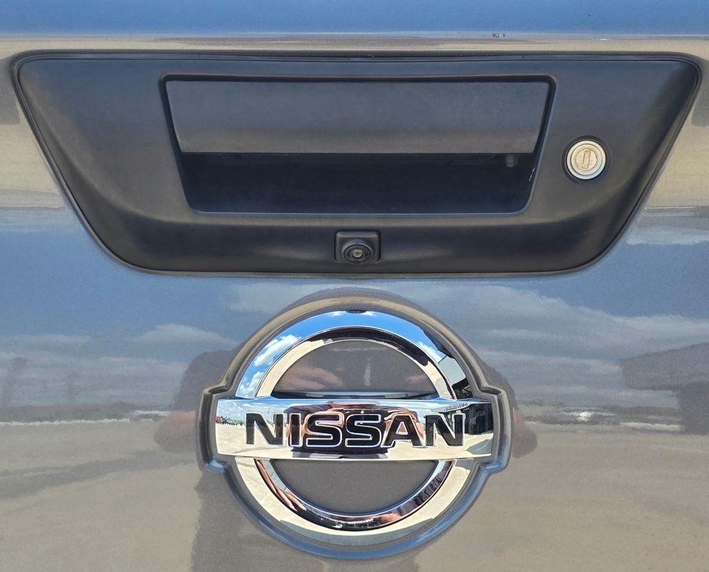Nissan Titan  2019