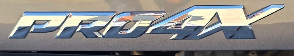 Nissan Titan  2019