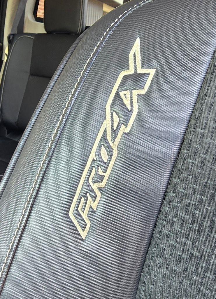 Nissan Titan  2019