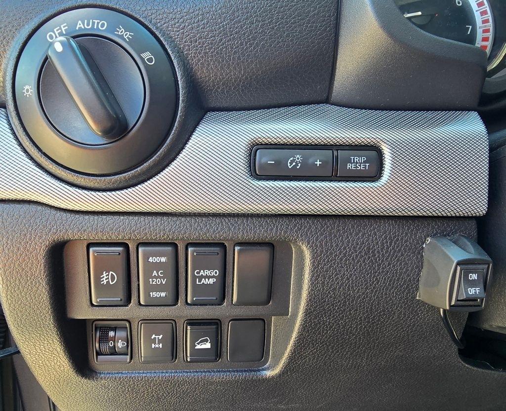 Nissan Titan  2019