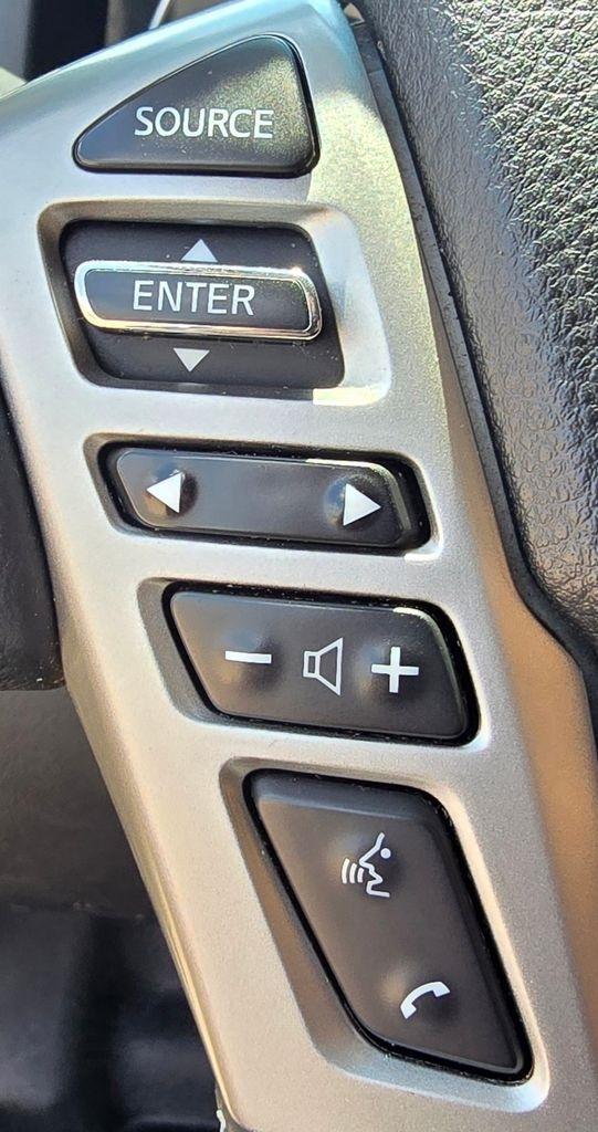 Nissan Titan  2019