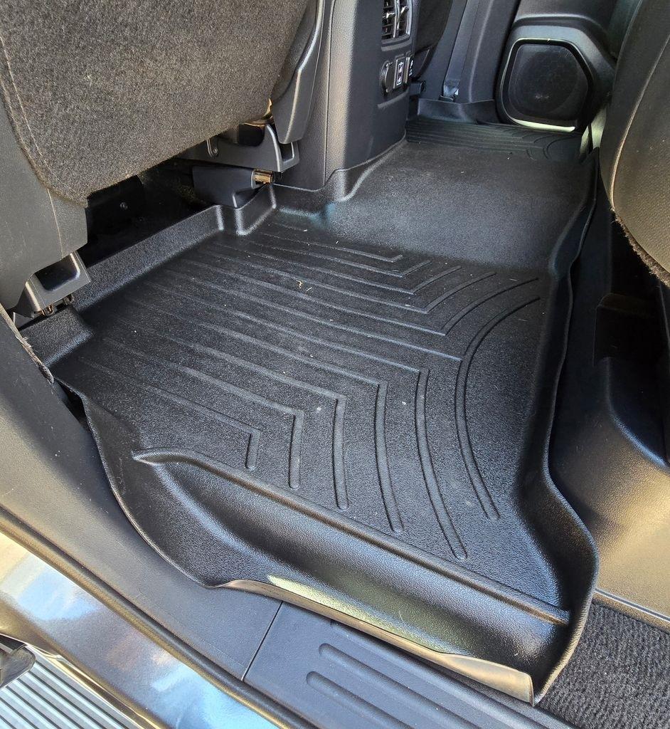 Nissan Titan  2019