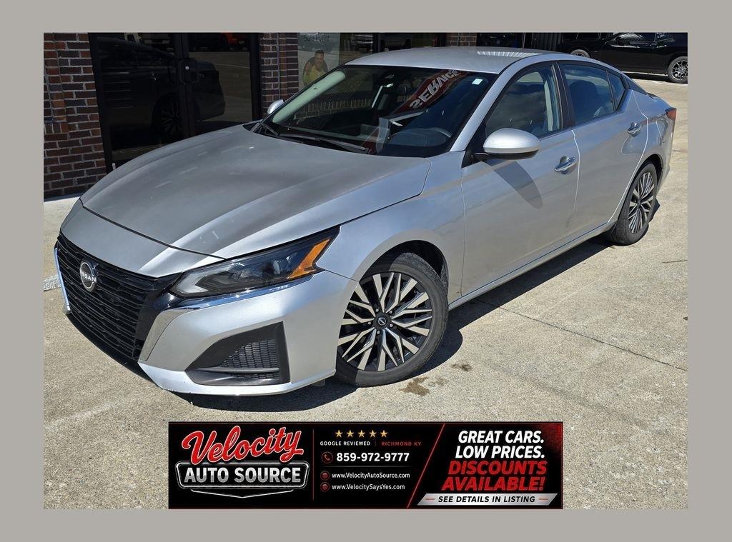 Nissan Altima  2023