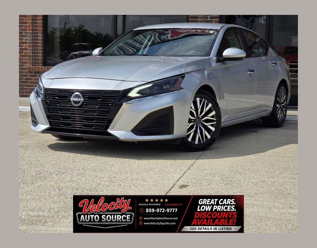 Nissan Altima  2023