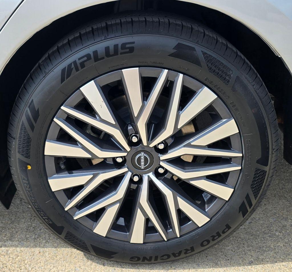 Nissan Altima  2023