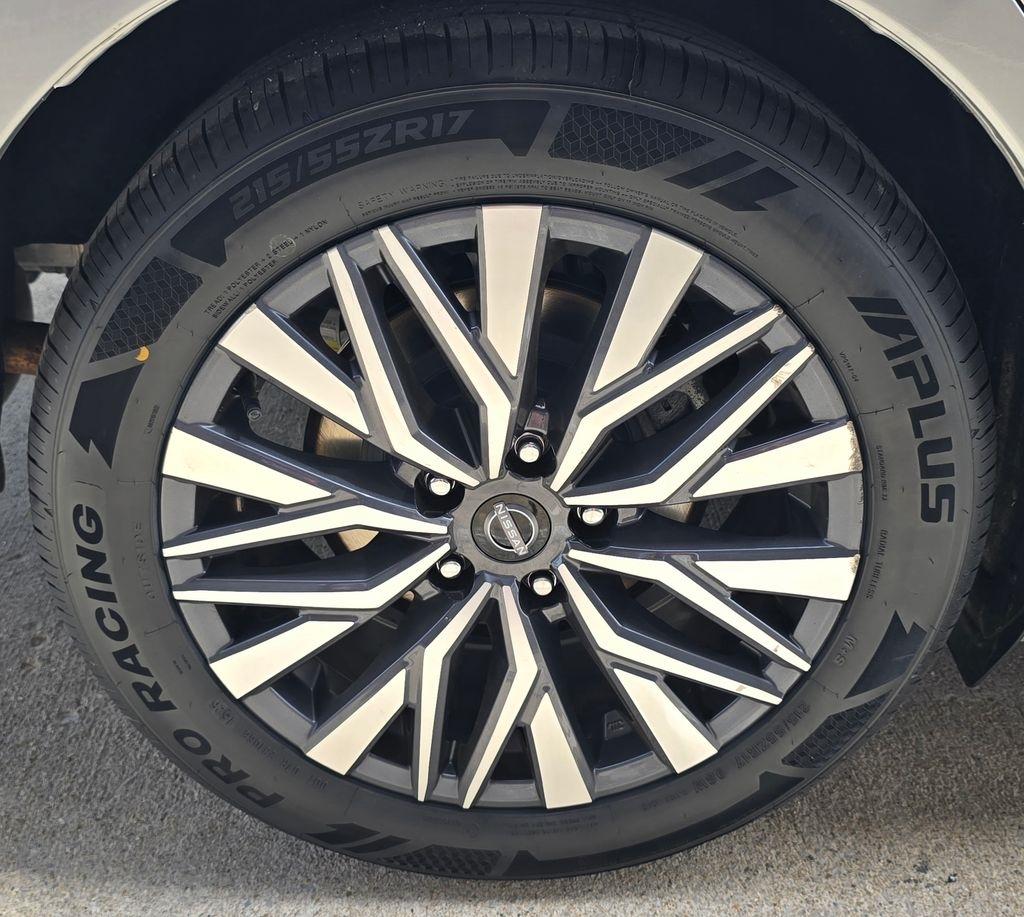 Nissan Altima  2023