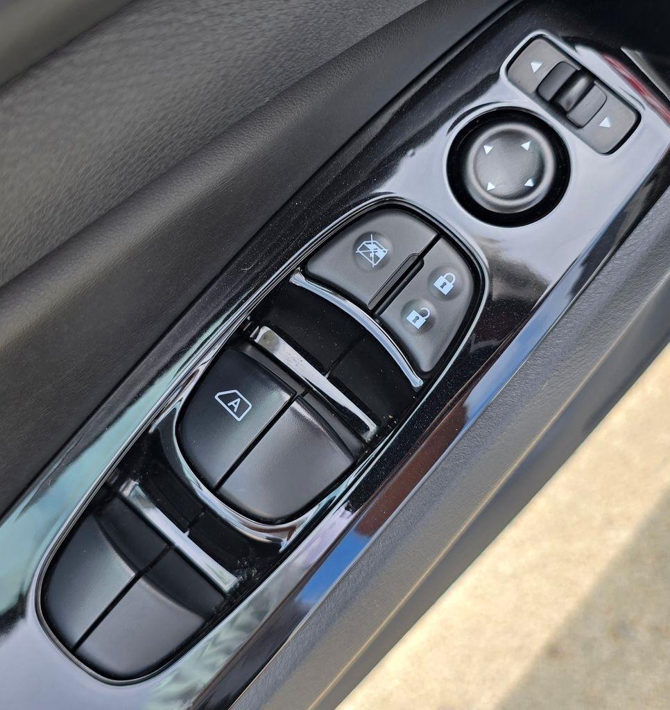 Nissan Altima  2023