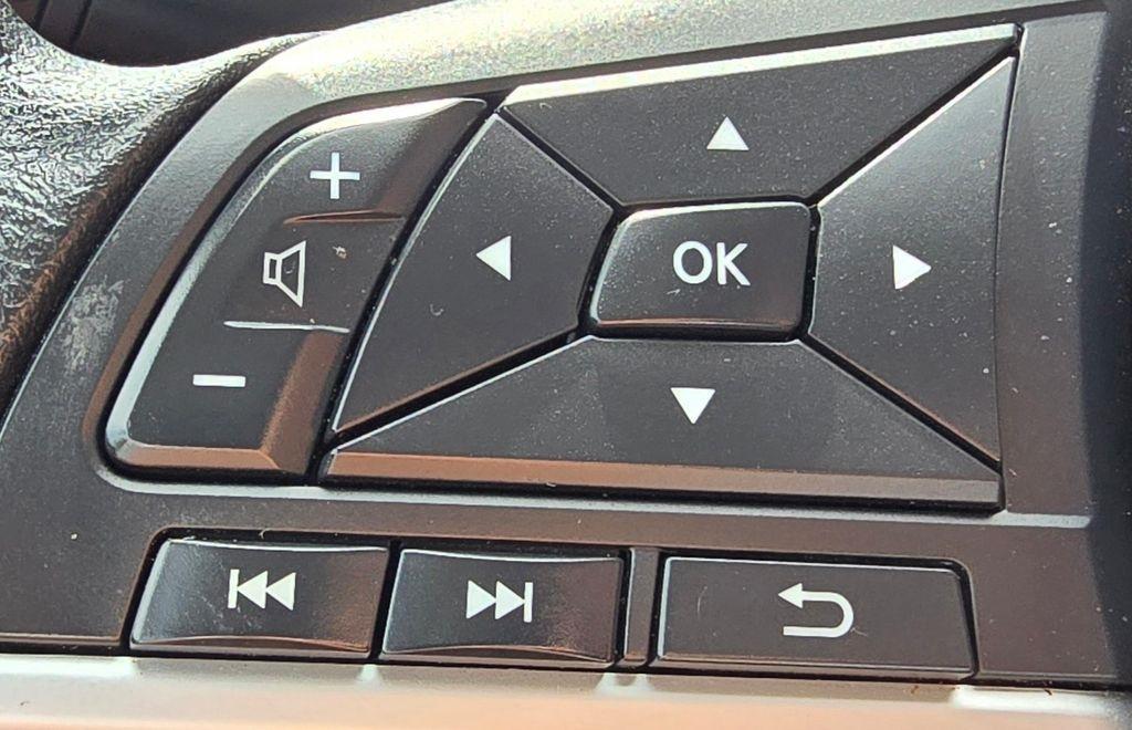 Nissan Altima  2023