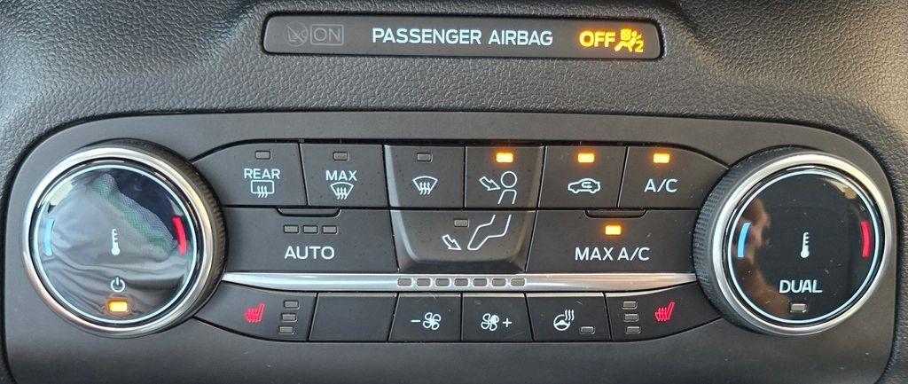 Ford Escape  2023