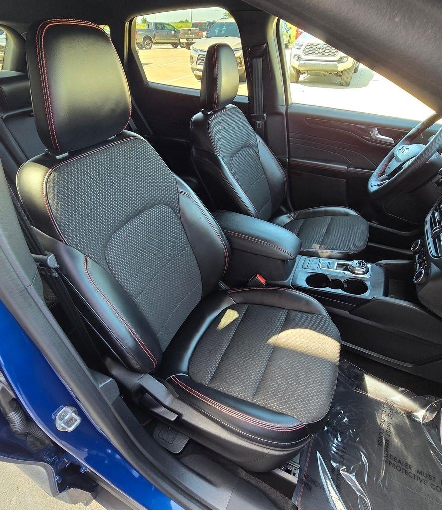 Ford Escape  2023