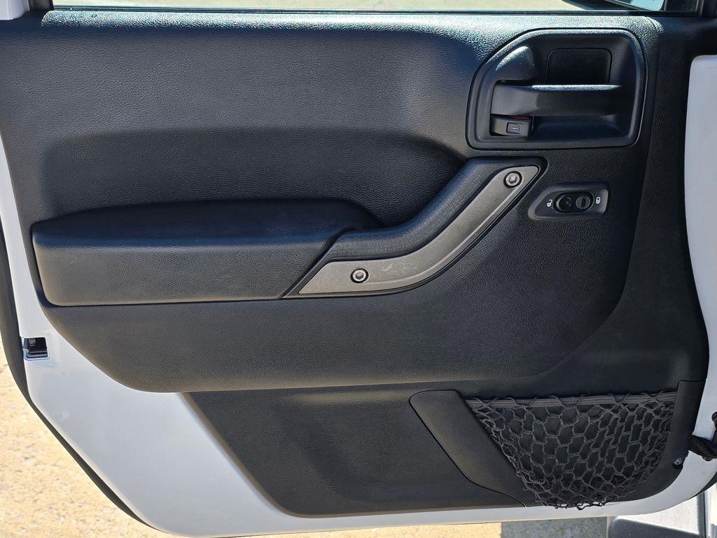 Jeep Wrangler  2016