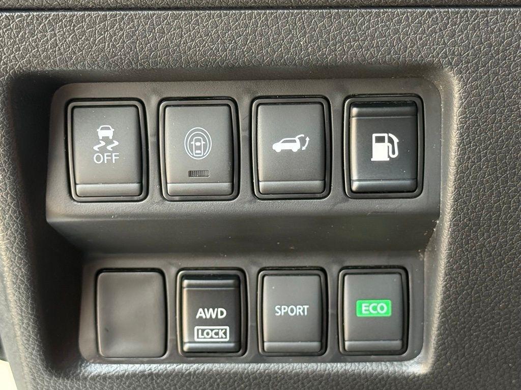 Nissan Rogue  2019